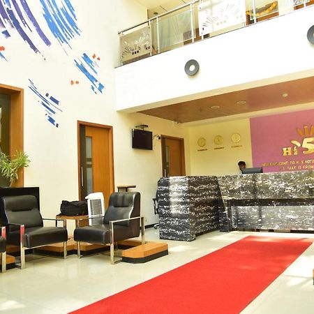 Hi 5 Hotel & Experience Насик Экстерьер фото