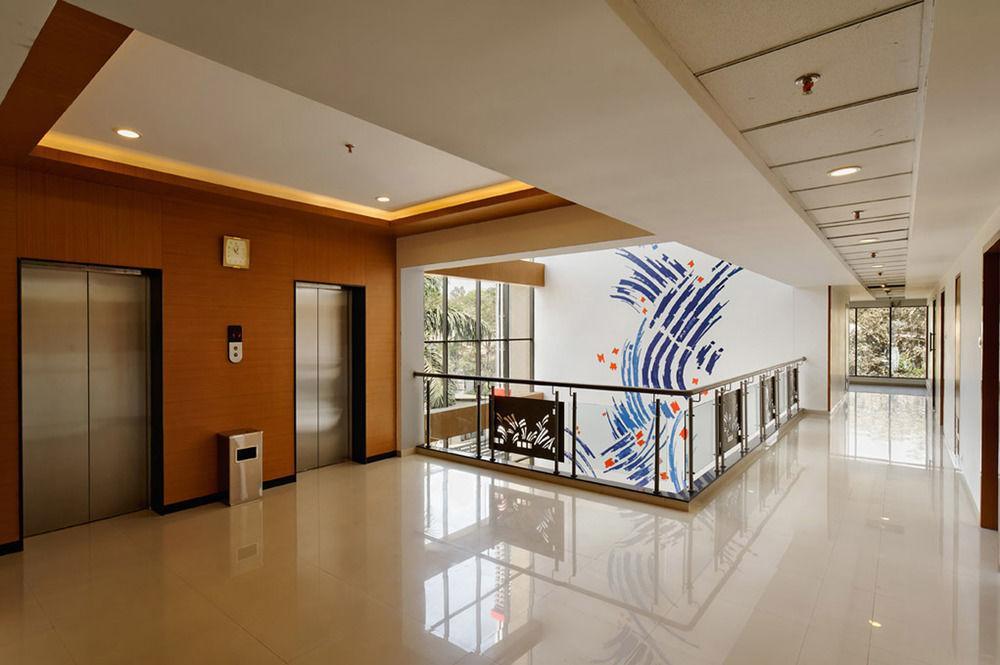 Hi 5 Hotel & Experience Насик Экстерьер фото