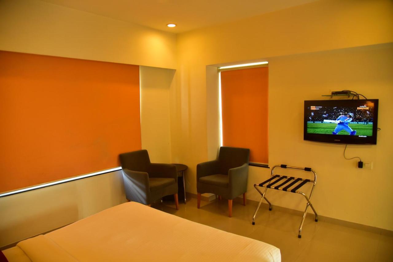 Hi 5 Hotel & Experience Насик Экстерьер фото